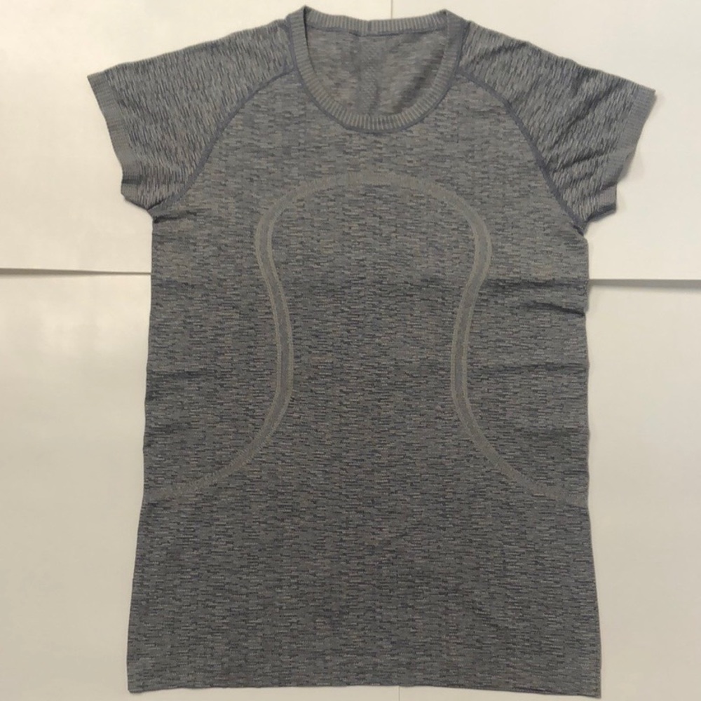 Lululemon Swiftly Tech Short Sleeve Size 10